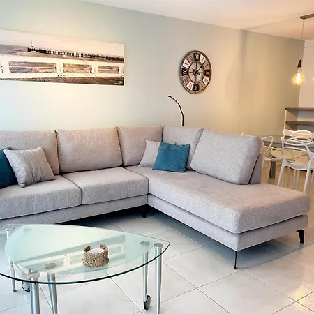 Apartman In With Sea Views *