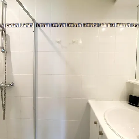 Horizon 0501 Located On The Sea Apartment