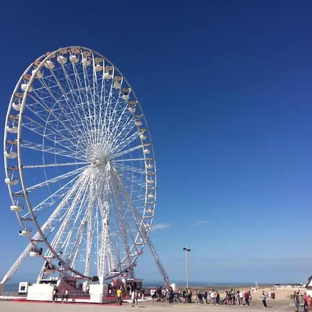 In With Sea Views Lägenhet